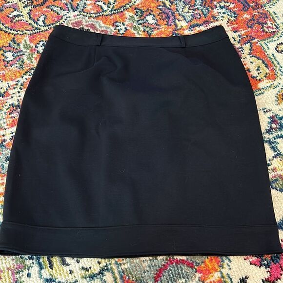 Chelsea and Theodore black skirt with three pockets in front size 14 - Picture 9 of 10